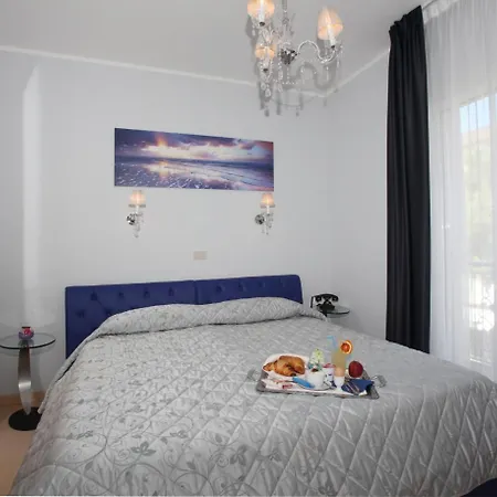 Boutique Blumarin מלון לידו די ג'סולו