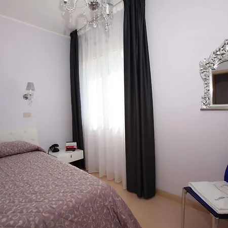 Boutique Blumarin 3* לידו די ג'סולו